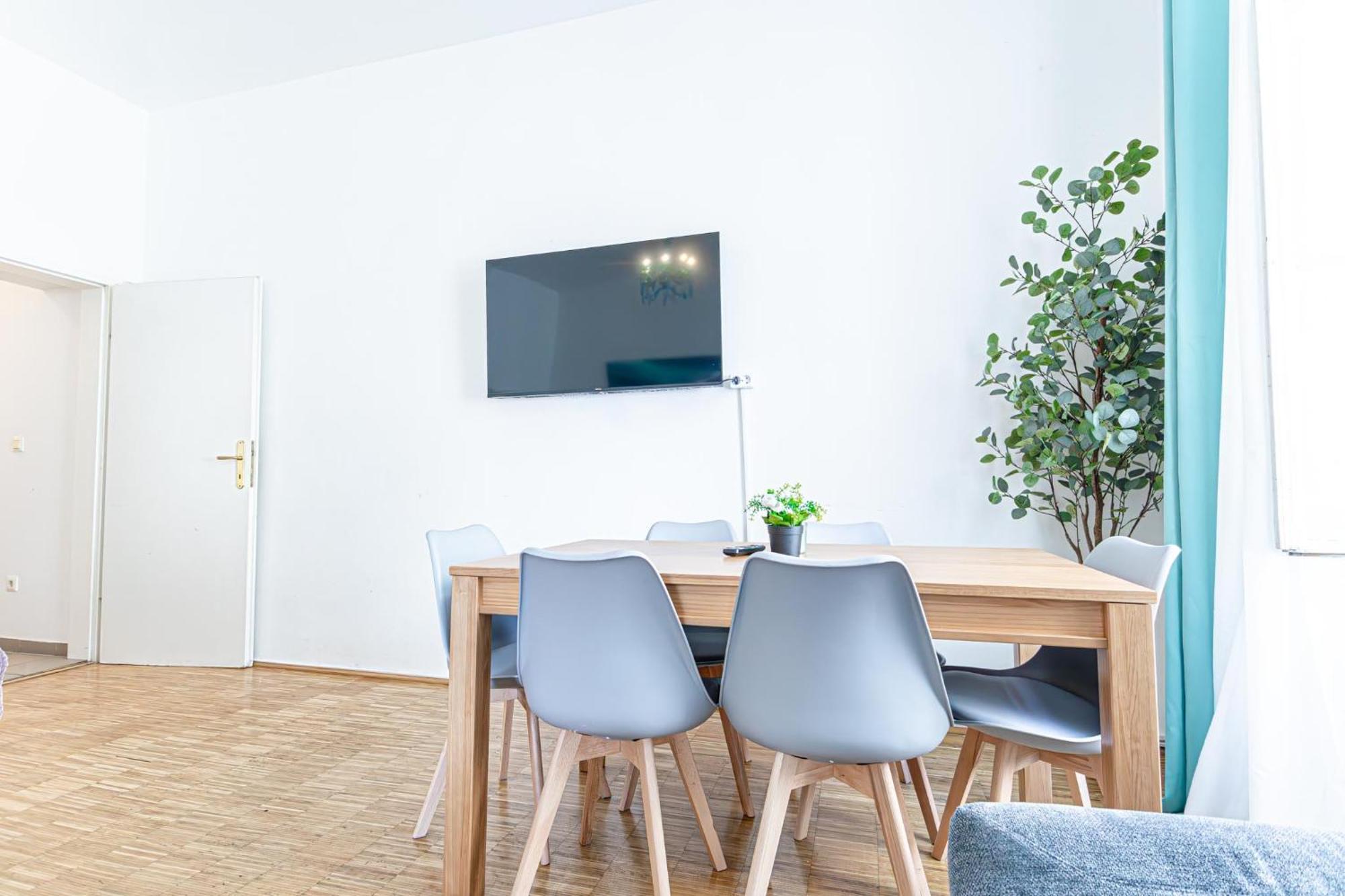 Superior 2Br Apartment - Perfect For Longstays Vienna Esterno foto